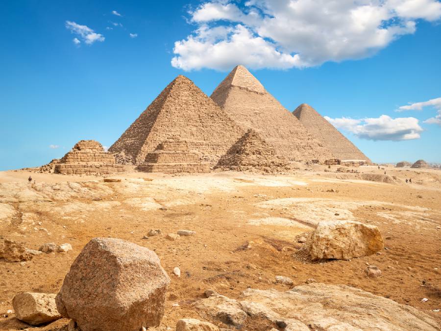 pyramids of giza are some of the famous landmarks in Egypt
