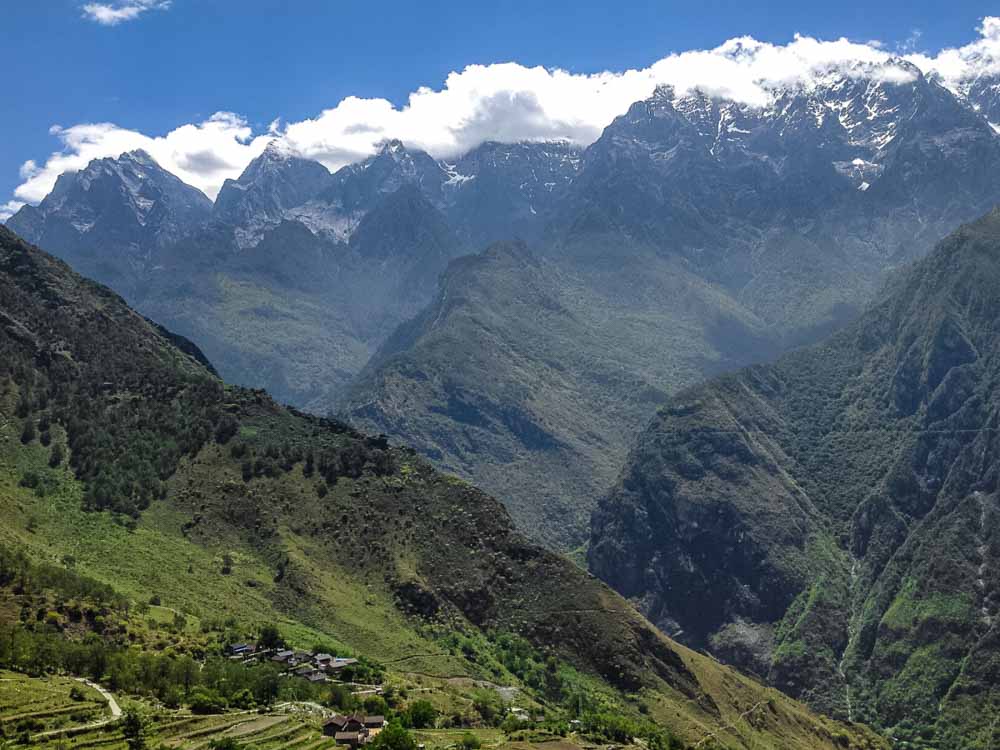 Tiger Leaping Gorge is one of the natural landmarks in China