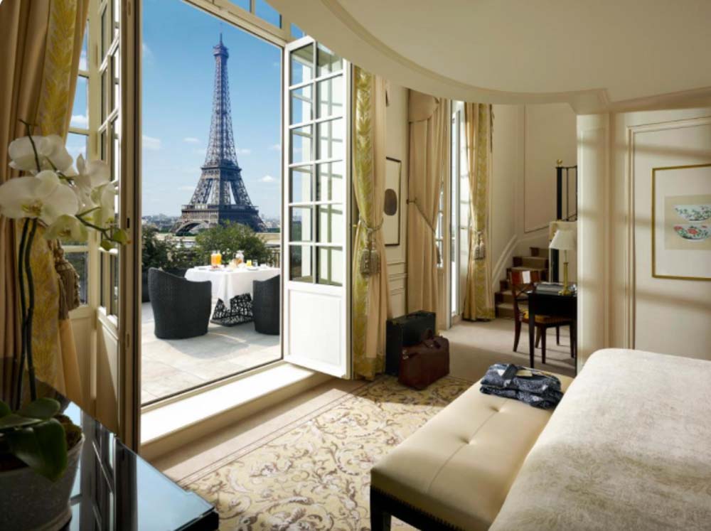 hotels to stay in paris as a couple